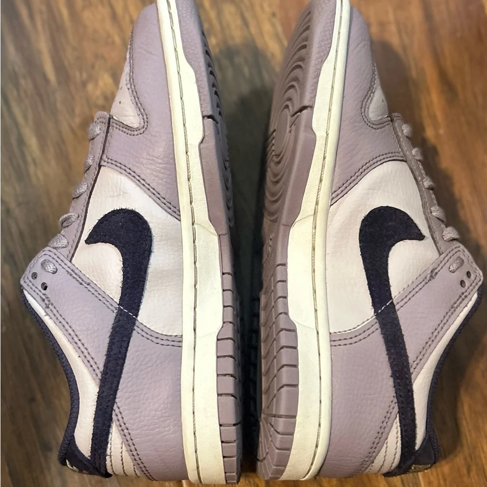 Youth Nike Dunk Low - Picture 4 of 8